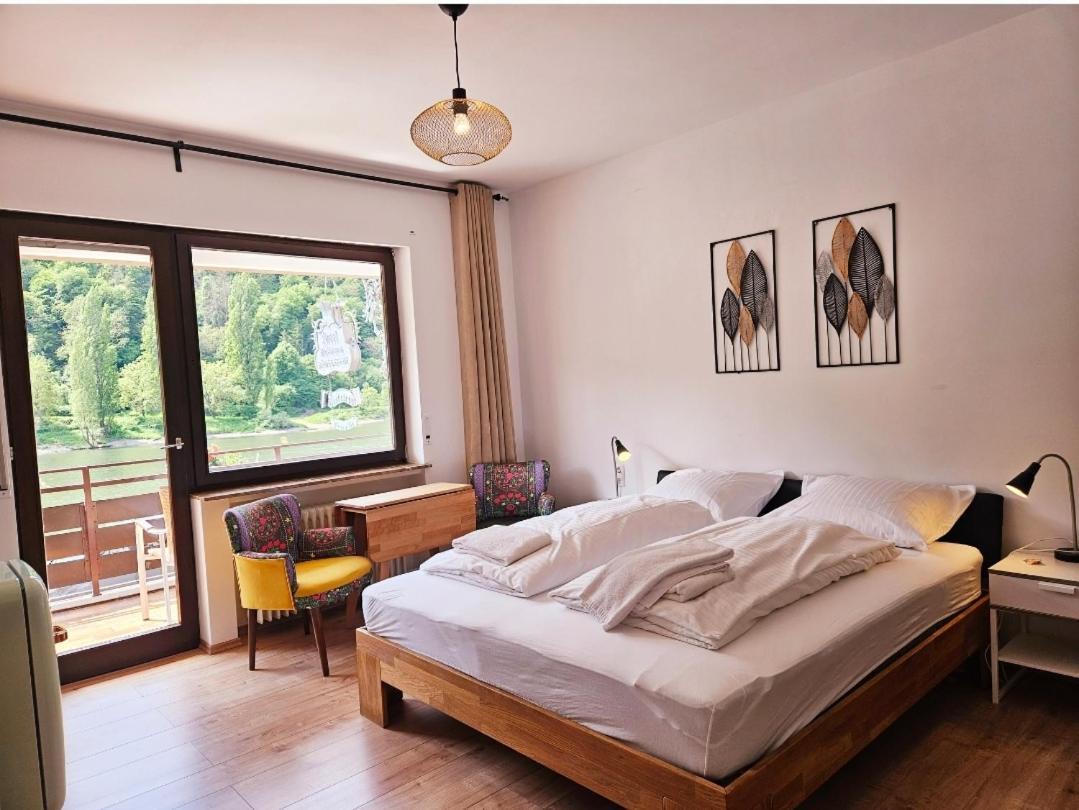 Roemerstube Apartments & Rooms 埃迪格尔-埃莱尔 外观 照片